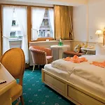 Ξενοδοχείο Neuhintertux 4 Sterne Superior 4*