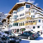 Ξενοδοχείο Neuhintertux 4 Sterne Superior 4*