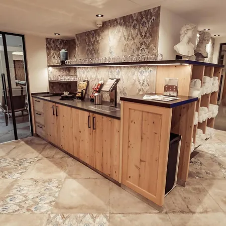 Neuhintertux 4 Sterne Superior טוקס