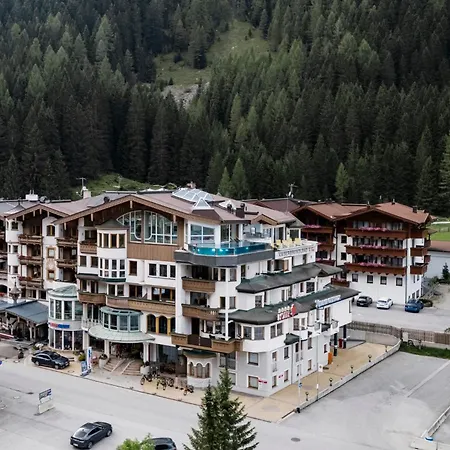 Hotel Neuhintertux 4 Sterne Superior Tux