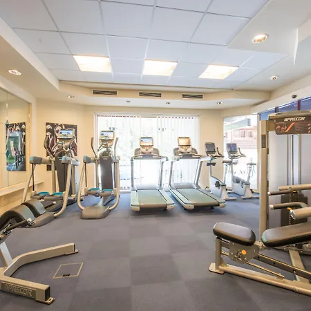 Отель Neuhintertux 4 Sterne Superior