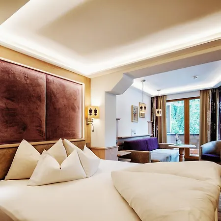 Otel Neuhintertux 4 Sterne Superior