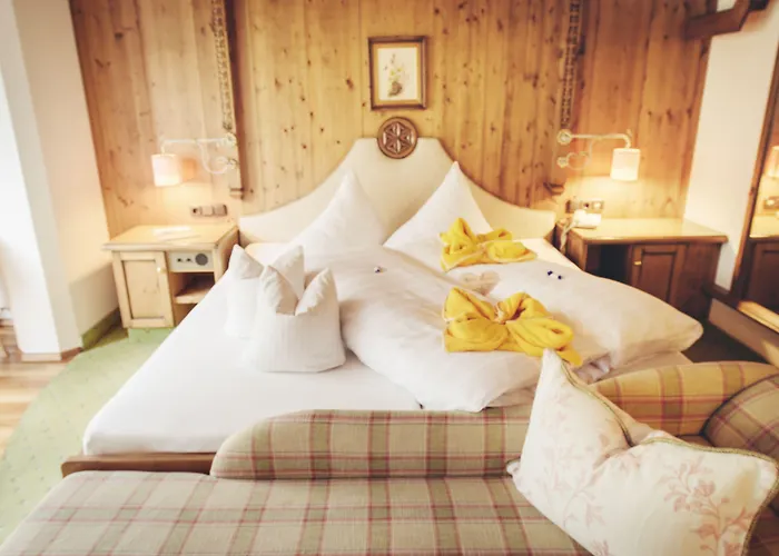 Hotel Neuhintertux 4 Sterne Superior 4*