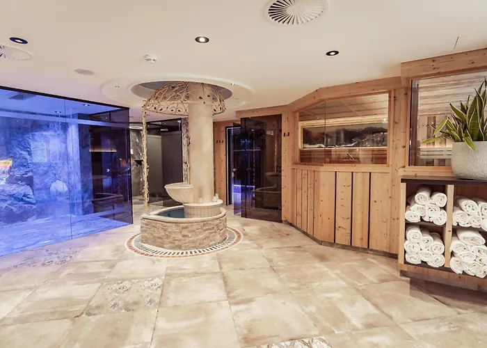 Neuhintertux 4 Sterne Superior Ξενοδοχείο Tux