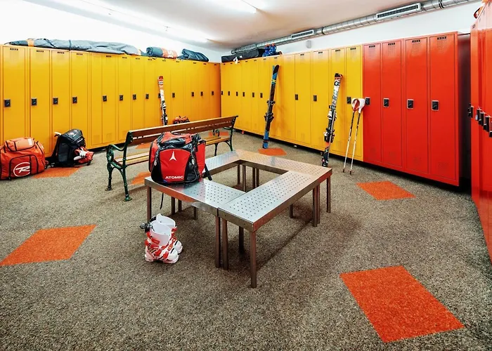 Neuhintertux 4 Sterne Superior Hotel 4*