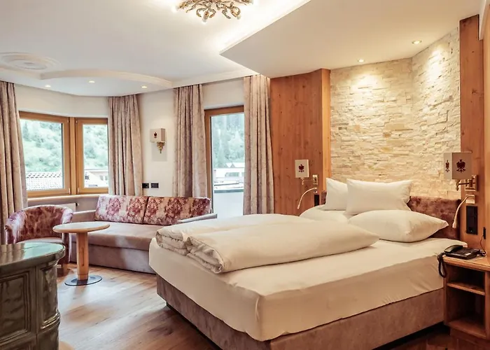 Neuhintertux 4 Sterne Superior Hotel